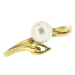 Click to view Pearl Rings