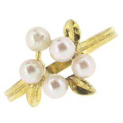 Click to view Pearl Rings