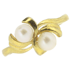 Click to view Pearl Rings