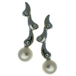 Click to view Pearl Earrings